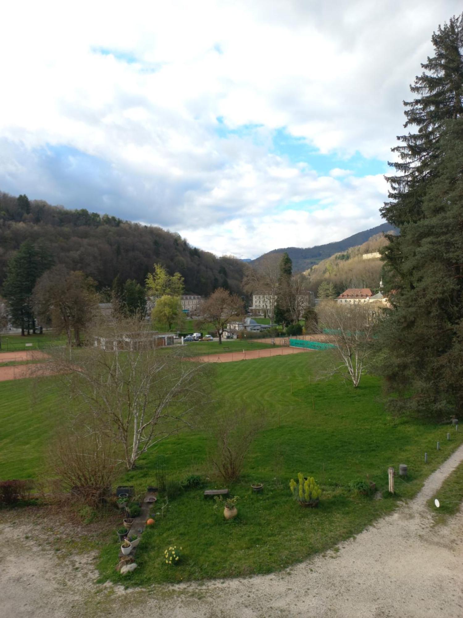 Residence Du Parc Saint-Martin-d'Uriage Bagian luar foto