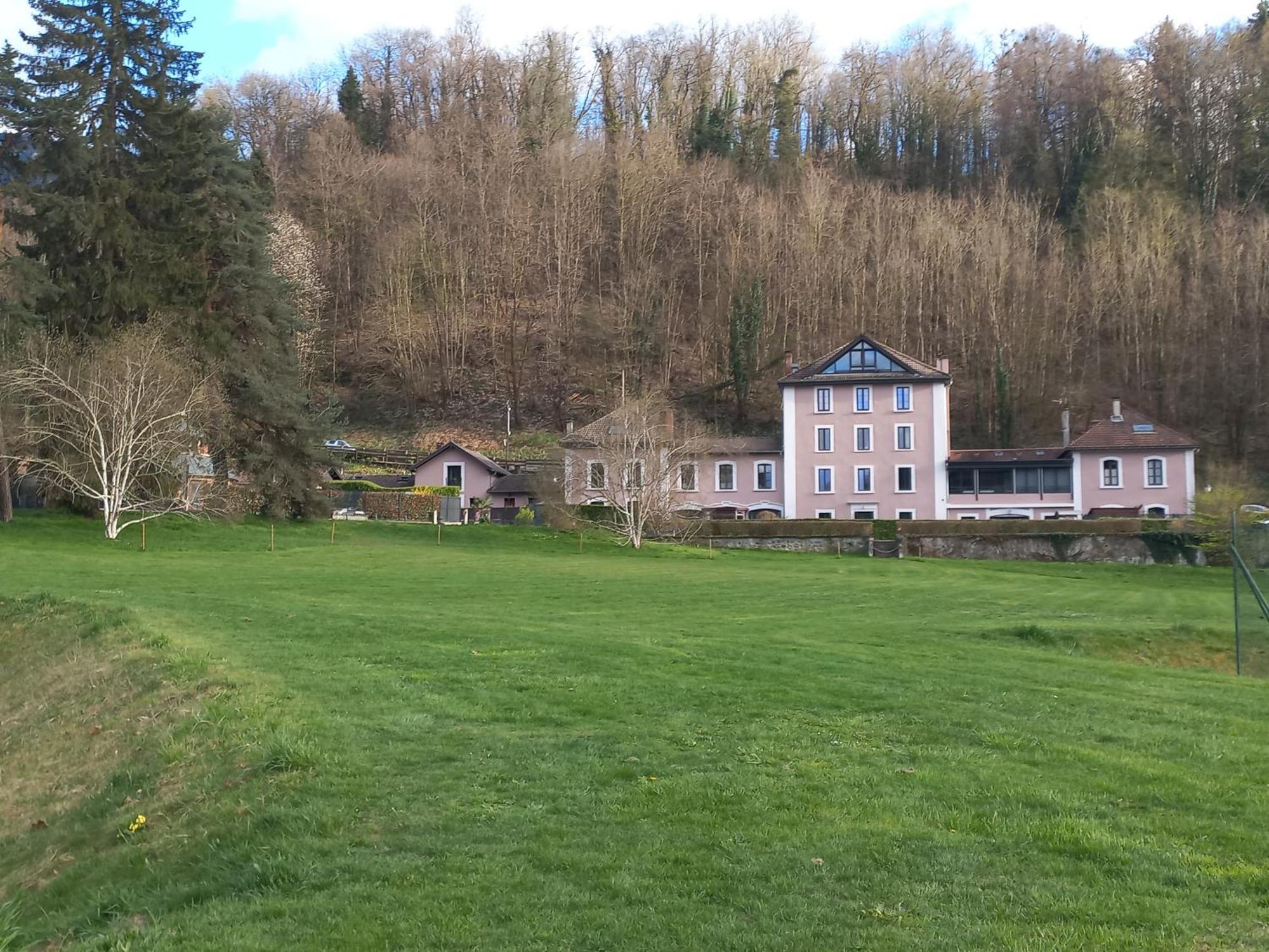 Residence Du Parc Saint-Martin-d'Uriage Bagian luar foto