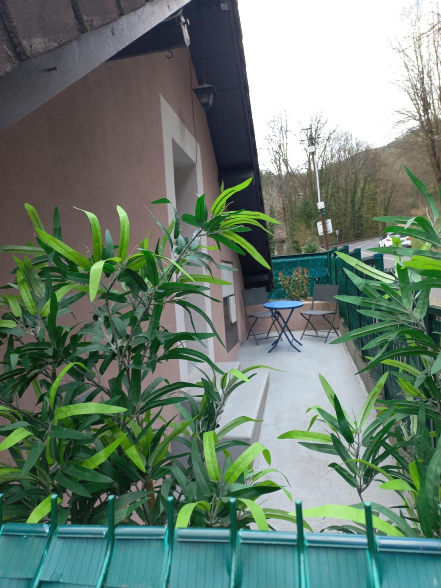 Residence Du Parc Saint-Martin-d'Uriage Bagian luar foto